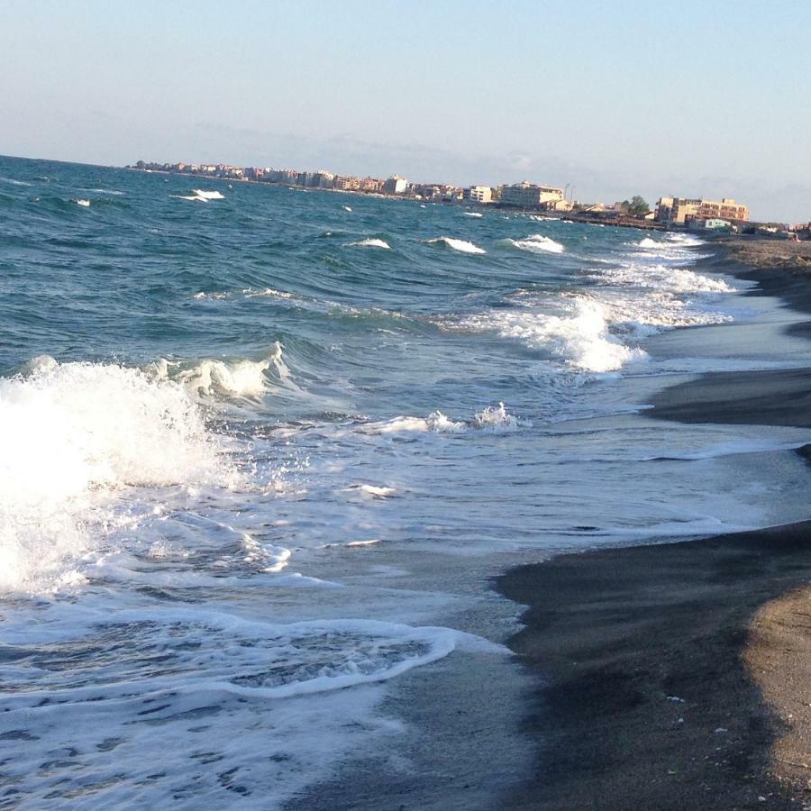 דירות פומורי Flat near the sea מראה חיצוני תמונה